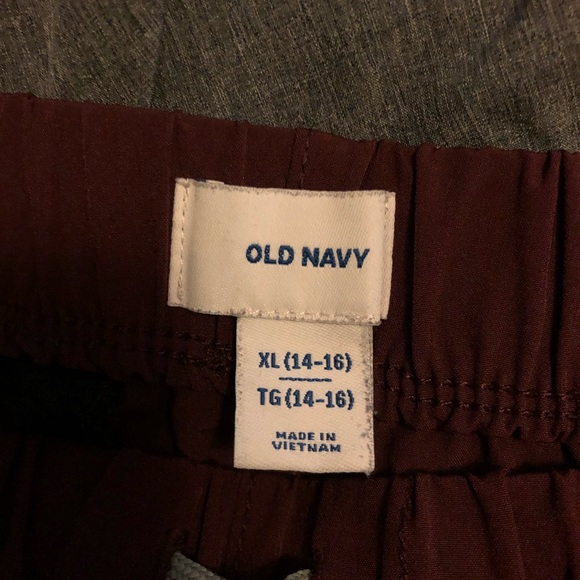 🌷 2/$25 Boys Old Navy Quick Dry Shorts - Picture 3 of 4